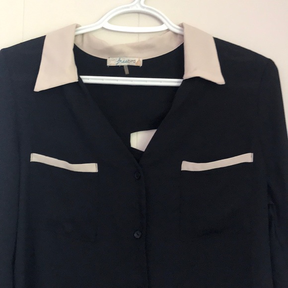 FREEBIRD Blouse - Picture 2 of 4